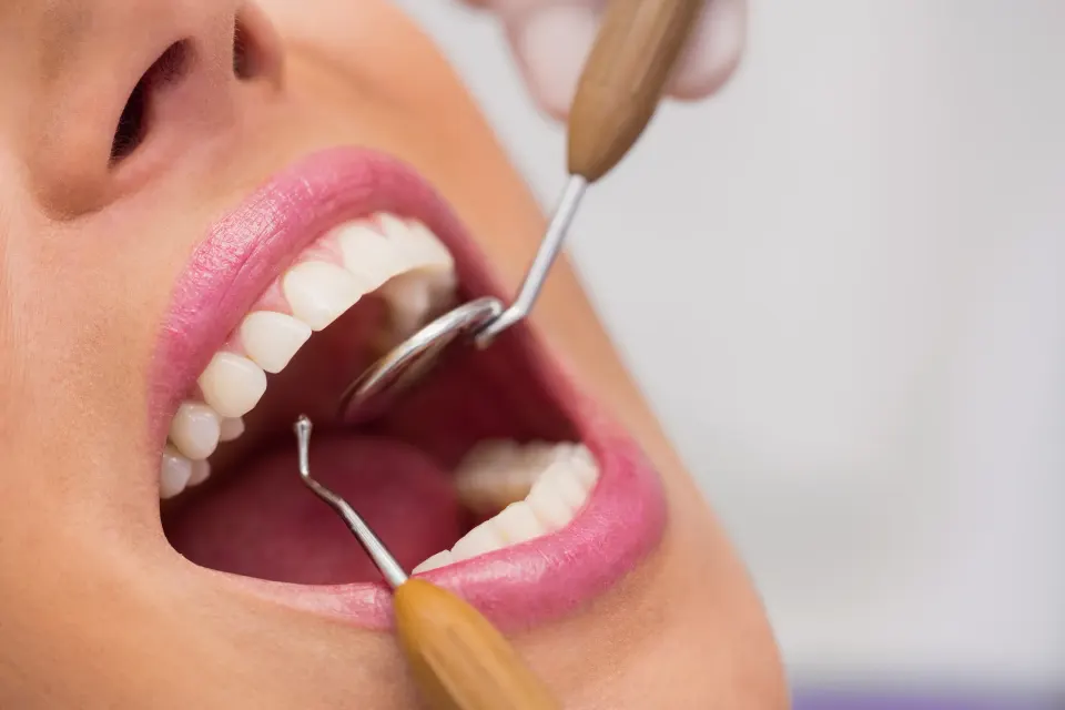 Abstract background representing enamel tooth refinement at Enclave Dental Lake Mary